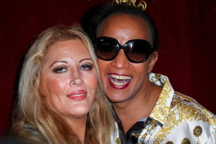 « Des cafards », mort de Loana : Vincent Mc Doom démolit tout l’entourage de la star