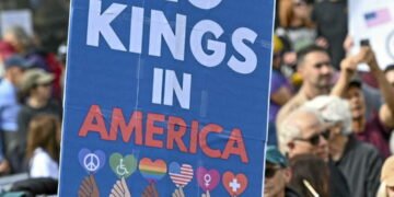 «Nous voulons voir Donald Trump destitué»: aux États-Unis, plus de 3000 manifestations «No Kings» organisées – Le Figaro