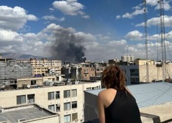 Guerre au Moyen-Orient : en Iran, l&rsquo;armée israélienne frappe des cibles à Téhéran, plusieurs coupures de courant dans le pays – Le Télégramme