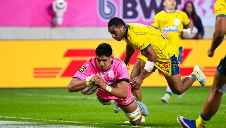 Tanginoa Palu HALAIFONUA of Stade Francais scores the fifth try of Stade Francais in front of Alivereti LOALOA of ASM Clermont Auvergne during the Top 14 match between Stade Francais and Clermont at Stade Jean Bouin on March 29, 2026 in Paris, France. (Photo by Ewen Gavet/Icon Sport)   - Photo by Icon Sport