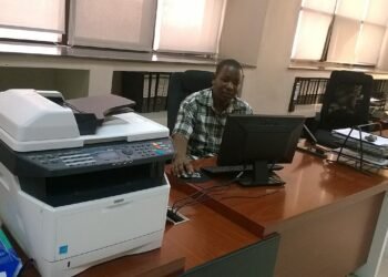 office computer productivity work