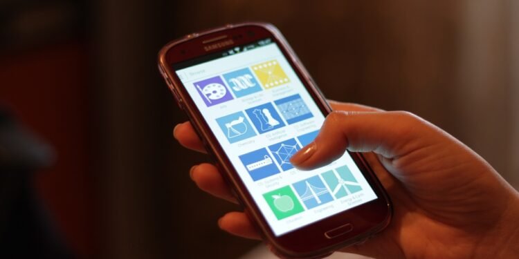 smartphone screen hand