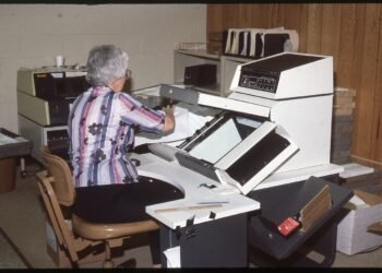 office worker desk computer
