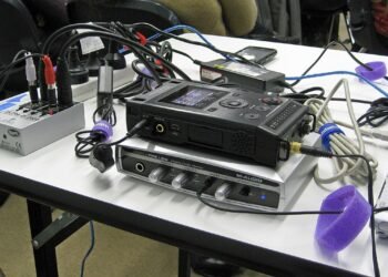 podcast microphone studio recording