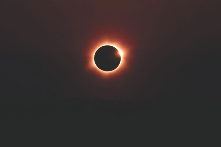 Éclipse solaire totale du 12 août 2026 : ce qu'il faut savoir