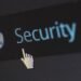 Écran affichant le mot Security, illustrant la protection de la vie privée face à l'IA